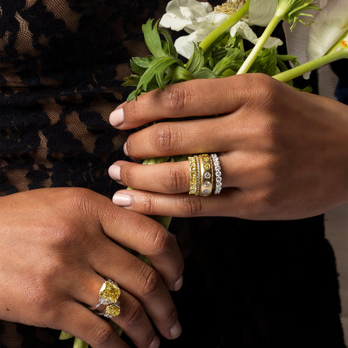 white diamond sis (and a perfect stack for yellow)<br>shop the look > flash golden<span class='visuallyhidden'>; shop help at 760-978-9297.</span>